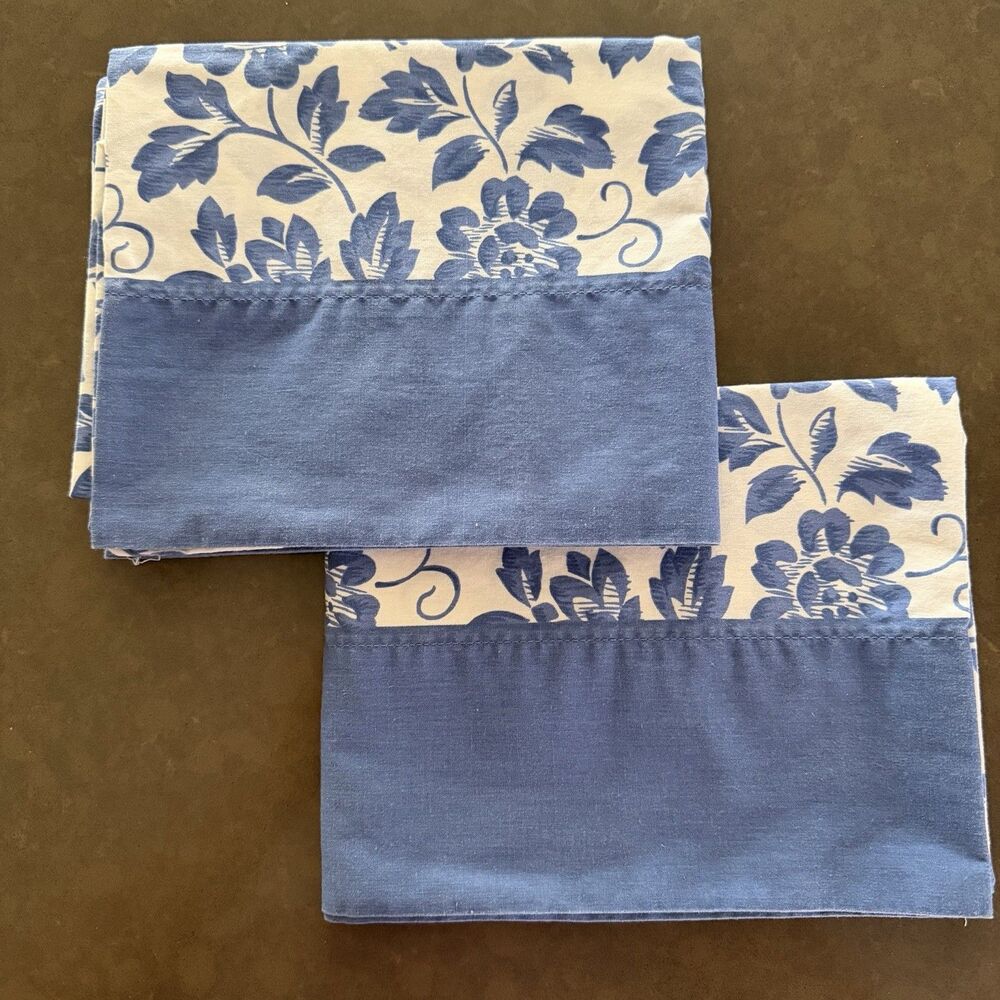 Mainstays Queen Pillowcase 2pc Blue White Floral Botanical Cotton Blend